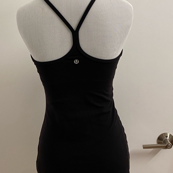 2 White and black Power Y Lion Activewear Tops - Picture 9 of 9